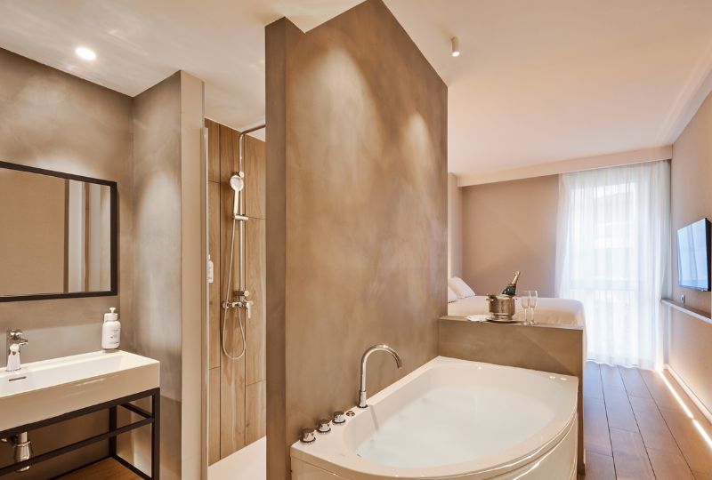 habitacion con jacuzzi barcelona1